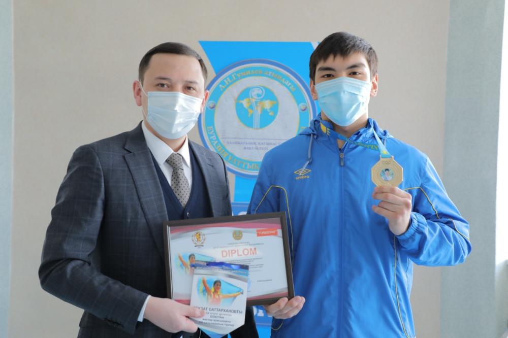 Объявлен победитель XIX Международного молодежного турнира по боксу памяти Бекзата Саттарханова